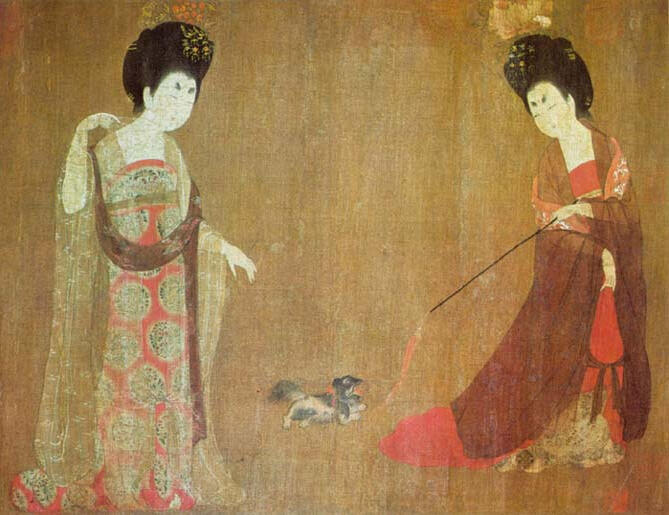 Tang dynasty women in qixiong ruqun, da xiu shan, and pibo, by Zhou Fang - http://www.xabusiness.com/china-resources/sui-tang-chinese-paintings.htm, Public Domain, https://commons.wikimedia.org/w/index.php?curid=2258113